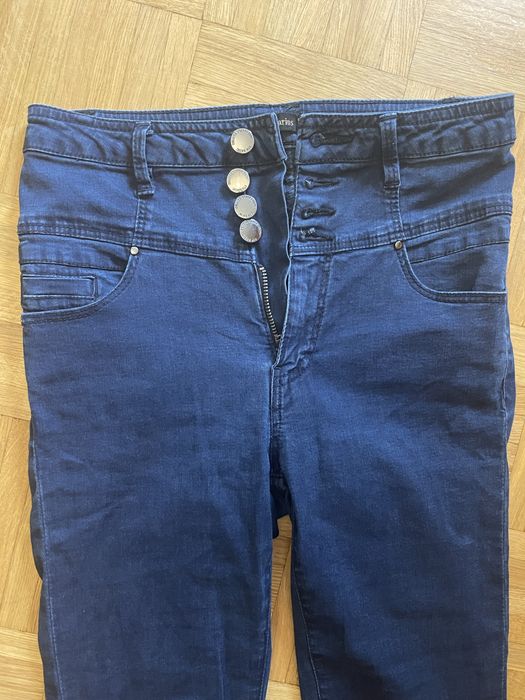 Stradivarius 36 granatowe jeansy rurki