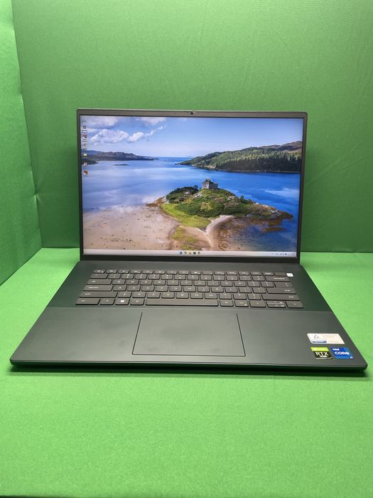 Dell Inspiron 16 Plus | RTX 3060 | 16GB | SSD 512GB | i7-12700
