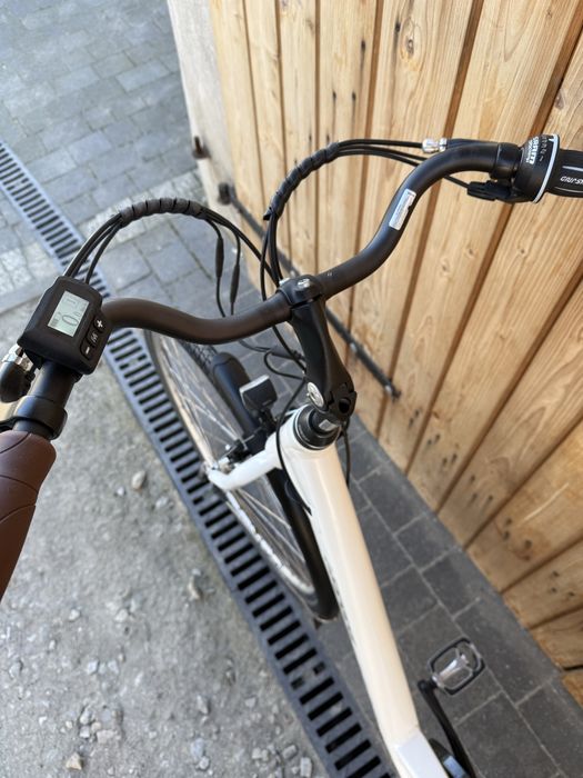 Rower Elektryczny LEOPARD miejski damski Gazelle Bafang 36 V biały S M