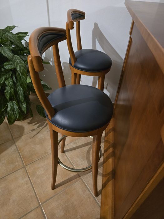 Móvel - conjunto bar (c/ 2 bancos)