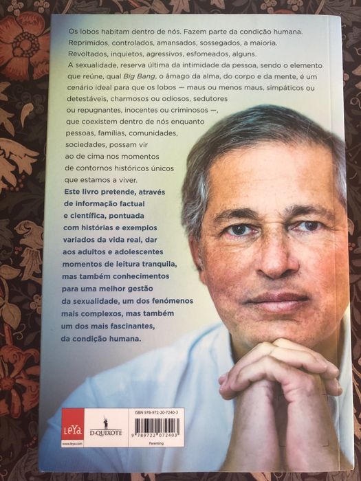 Livro "Venha Conhecer o Lobo Mau" de Mário Cordeiro