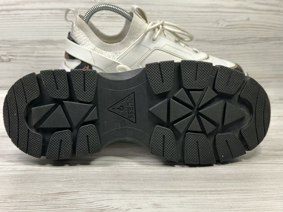 GUESS 40 26см. Оригінал