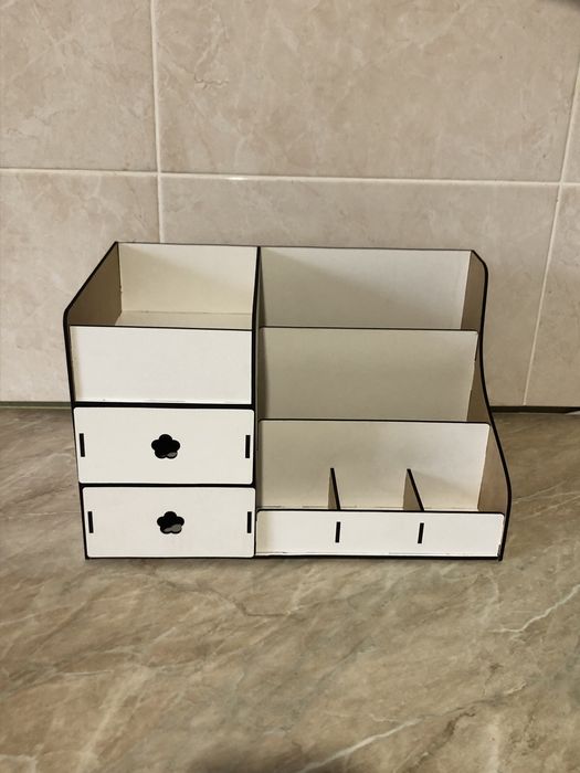 Органайзер, підставка для косметики з фанери двп