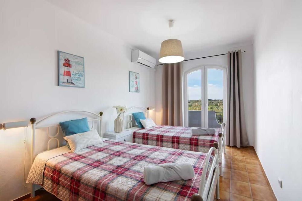 Moradia V3 c/ AC, Ferias, Altura, 10 pax. (PREÇOS NA DESCRIÇÃO)