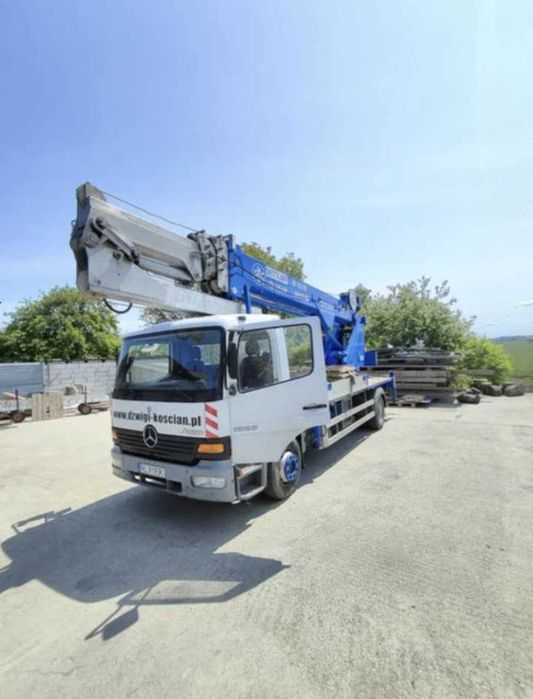 Sprzedam Dźwig Bocker AK32/2000, 2001, na podwoziu Mercedesa ATEGO, FV