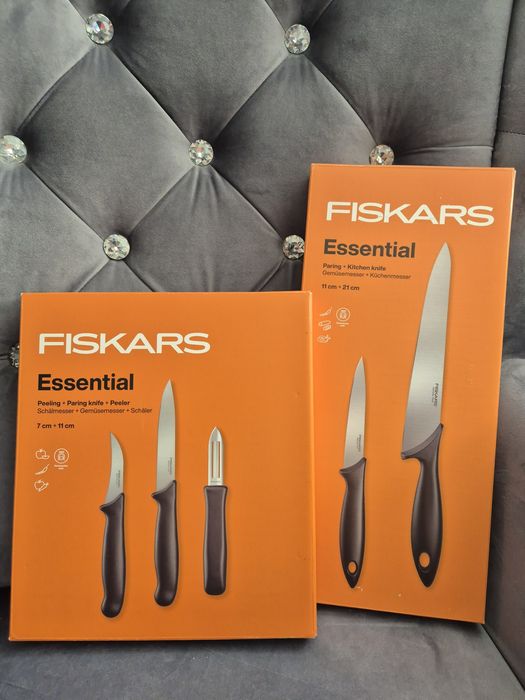 Zestaw 5szt noży kuchennych fiskars essential Nowe