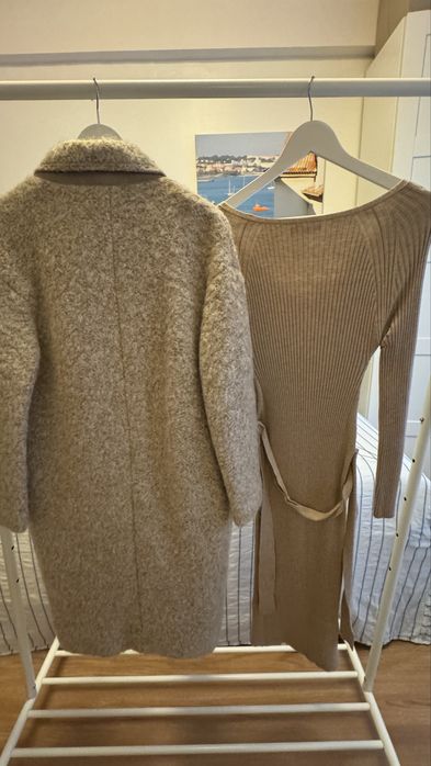 Conjunto casaco mango e vestido de malha a condizer mistura la