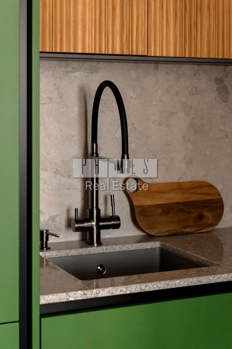 Продаж 3к квартира 65м2 Республіка Respublika Тадея Рильського