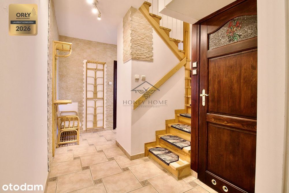 Dwupoziomowe + Poddasze Balkon Las Duża Piwnica