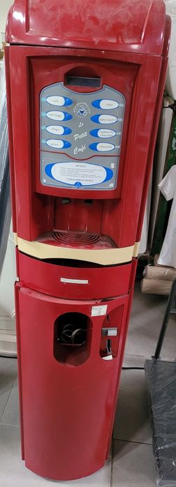 Máquina de café com moedeiro