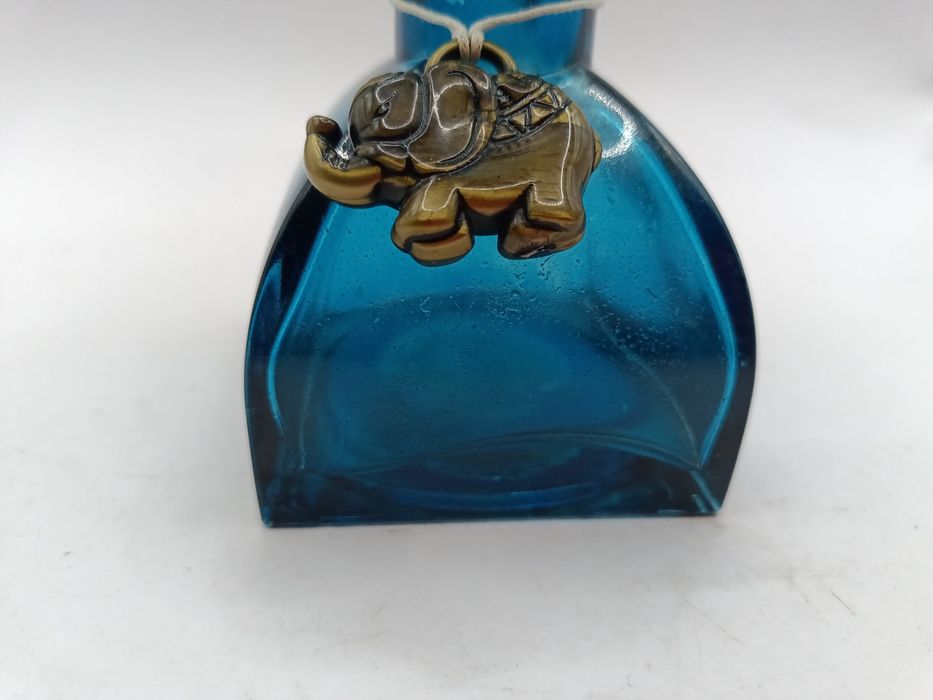 Szklana butelka karafka do łazienki na toaletkę słoń