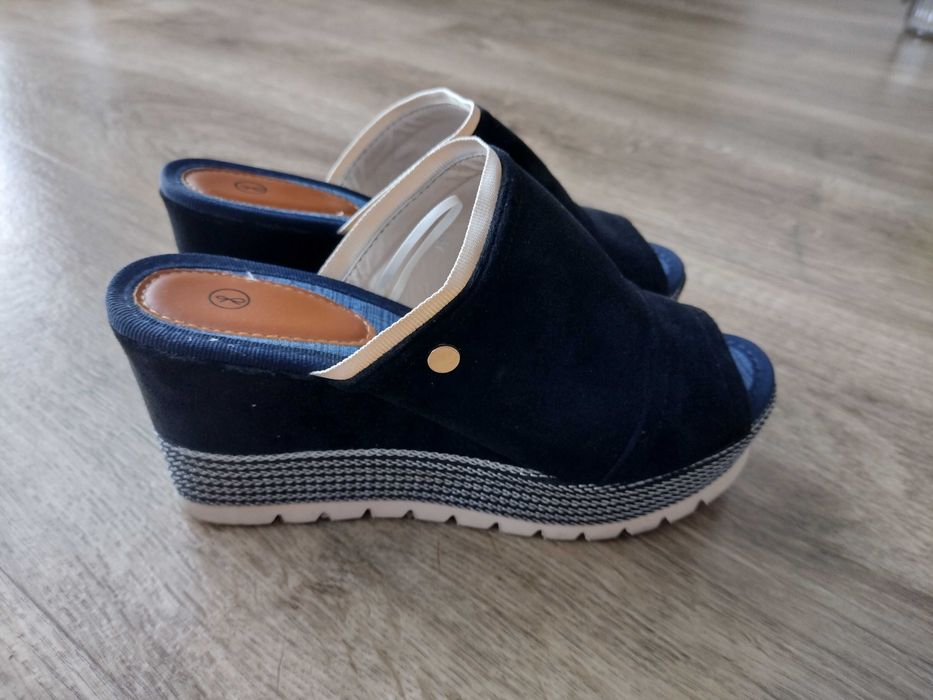 Klapki damskie, r. 38