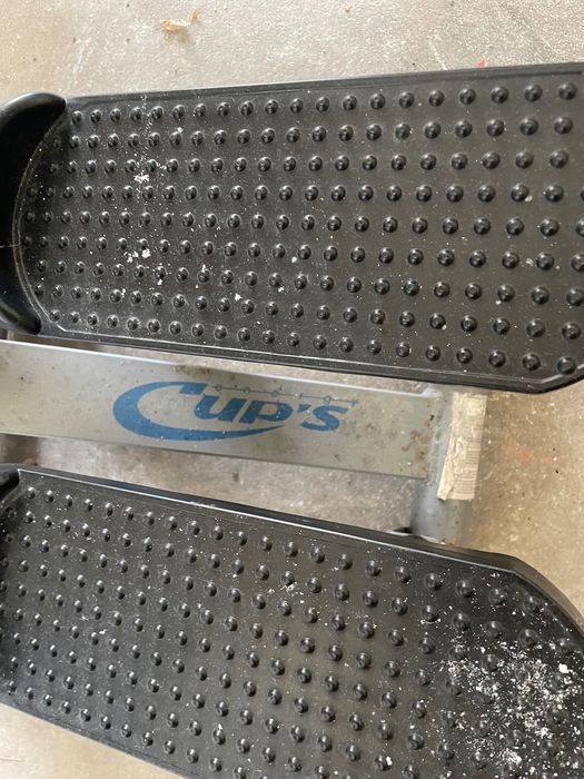 Stepper Fitness Cups – Simulador de Escada para Exercício em Casa