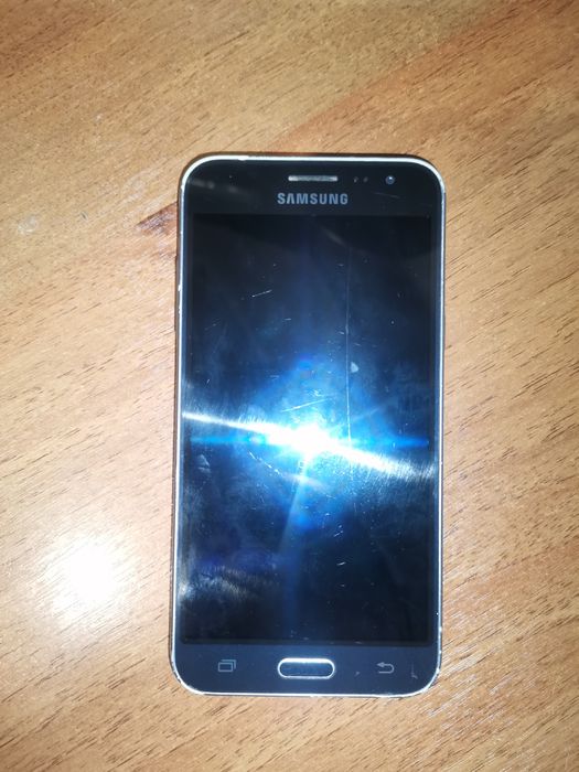 Samsung galaxy g3 2016 SM-J320FN