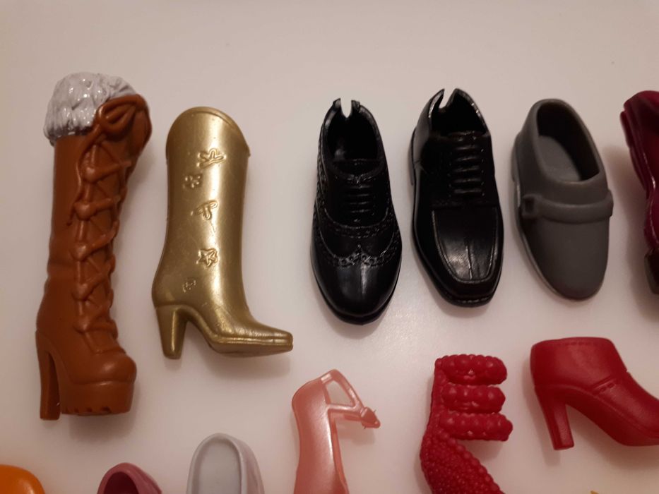 Buty Barbie szukają pary