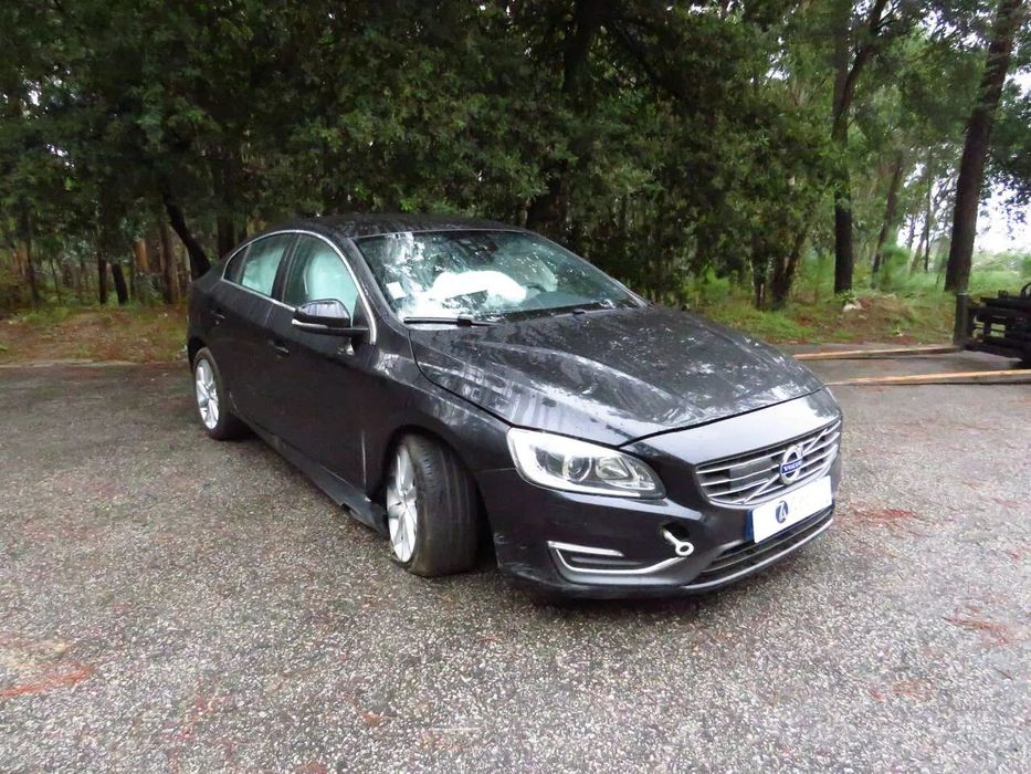 Volvo S60 2.0 180cv de 2014 - Peças Usadas (9529)
