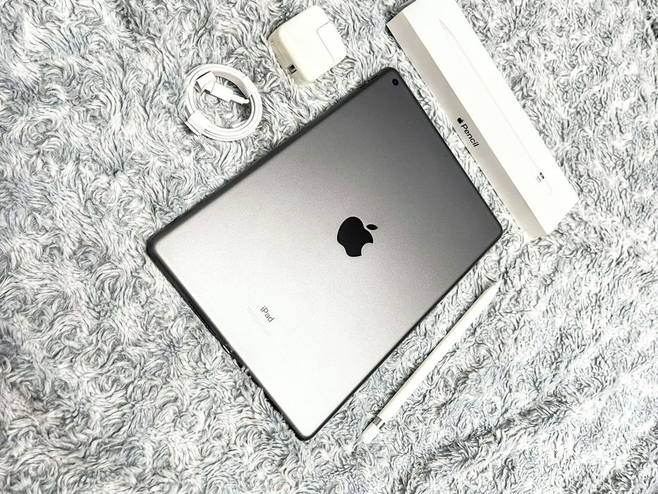IPad 7 (128 gb) wi-fi, отличное состояние + стекло! A2197