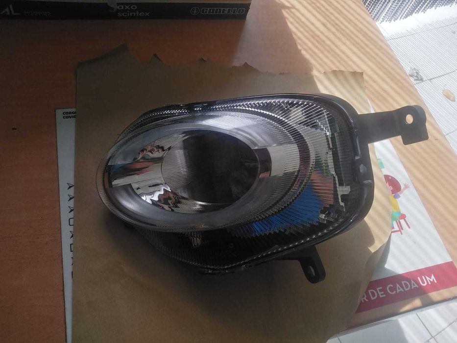 Farol Esquerdo Fiat 500 Novo