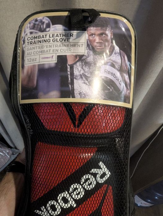 Боксерські рукавиці Reebok Combat Leather Boxing Gloves чорний, червоний Чол 12 унцій