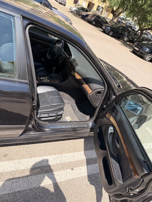 Bmw 525 tds preta foguete essa e fixe