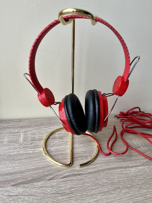 Headphones AEG vermelhos
