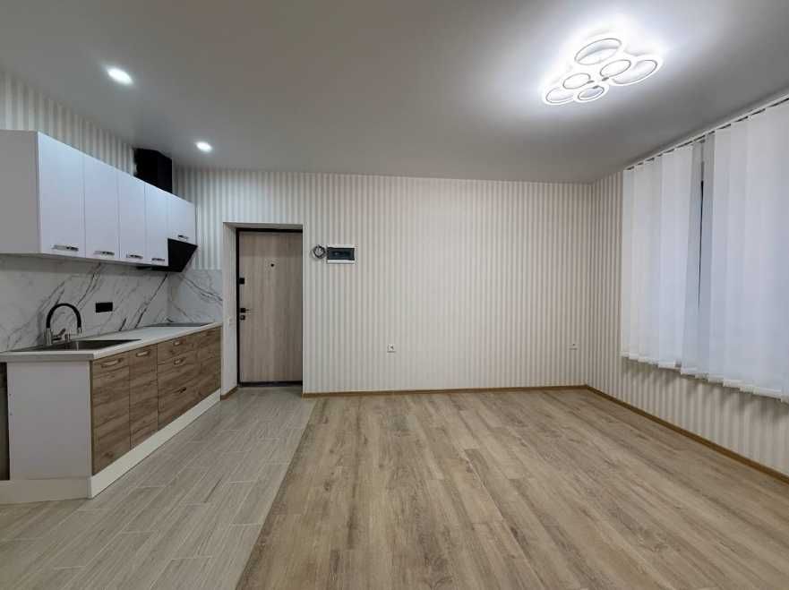 Є квартра - Ідеальна під оренду | Молодість, будинок з ліфтом