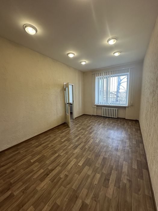 Оренда офісного приміщення. Смілянська 118