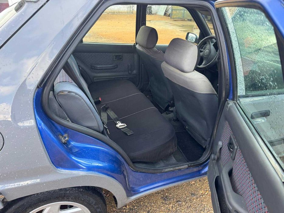 Peugeot 106 / gasóleo / pintura nova