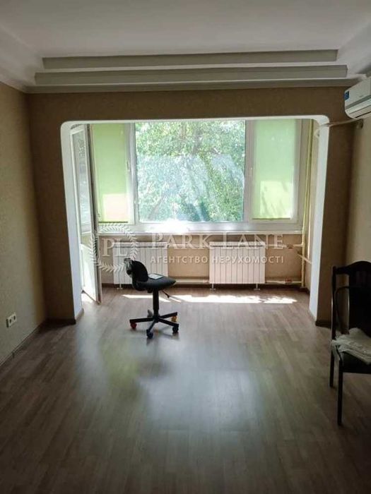 Продаж 1-к квартира з ремонтом, Либідська, Печерськ, Центр - More