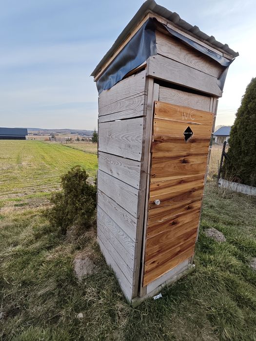WC wychodek toaleta na budowe