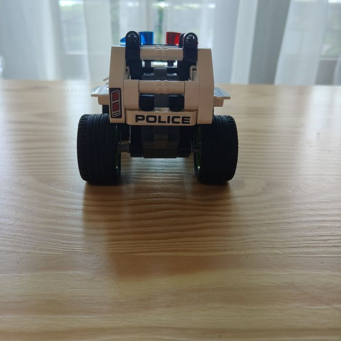 LEGO 42047 radiowóz sościgowy