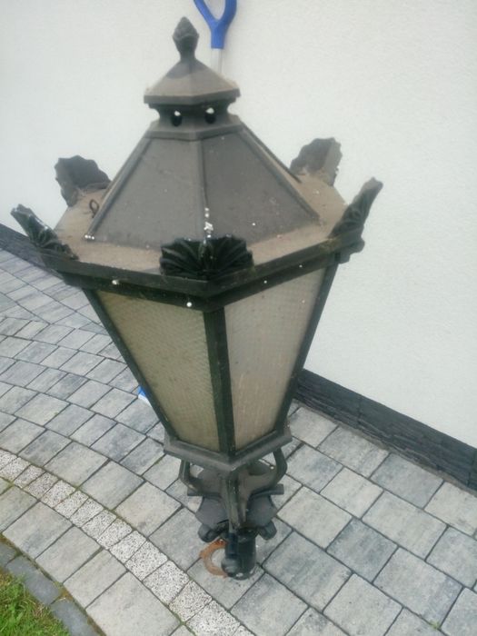 Latarnia parkowa  lampa ogrodowa