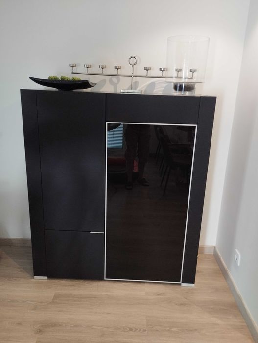 Aparador de sala com excelente arrumação