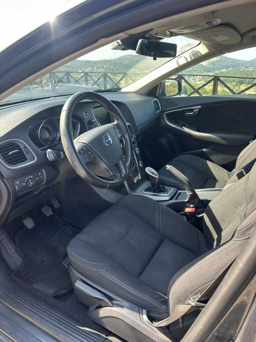 Volvo V40, estado impecável, muito económico (4l), 191.331 kms