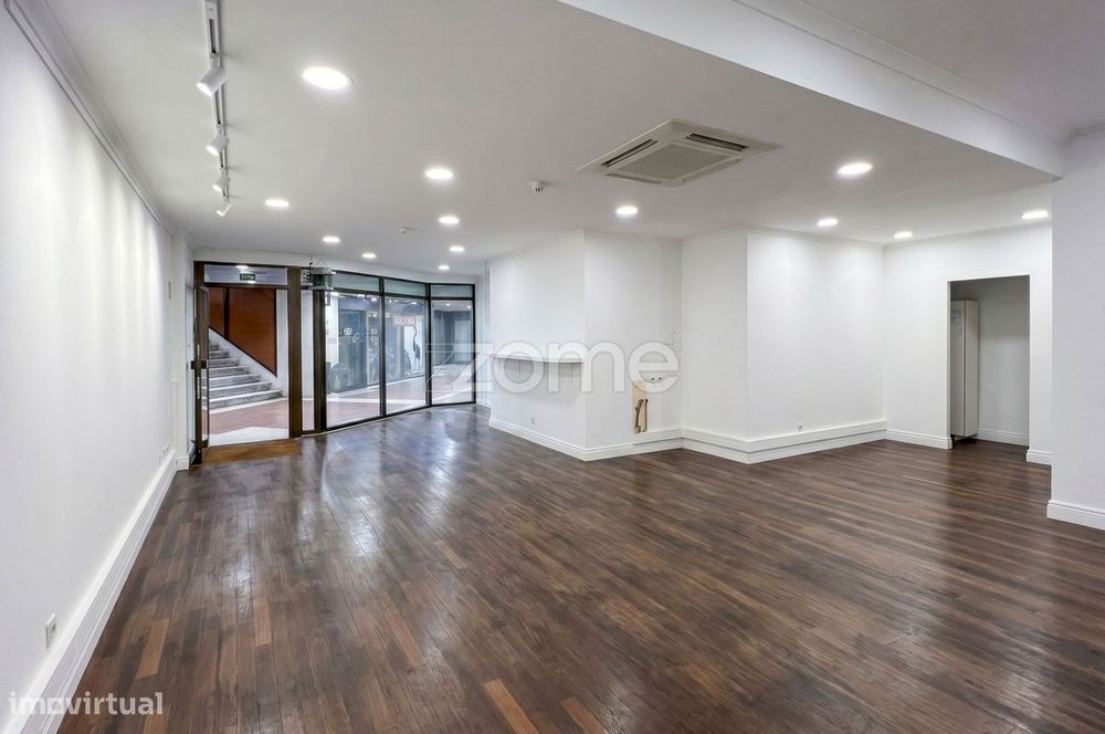 Espaço Comercial para Venda Av. Boavista, Porto