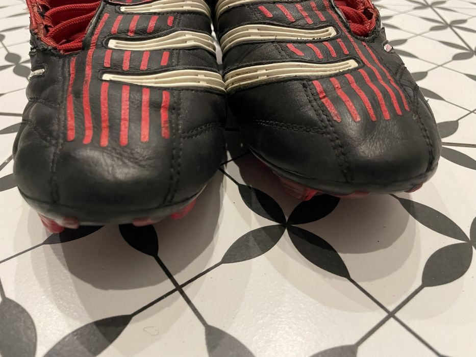 Korki lanki Adidas Traxion FG Predator skóra rozmiar 40