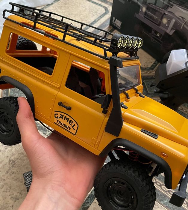 Радіокерована машинка MN-98 Land Rover Defender 1:12 | RC Car | 2 акумулятори