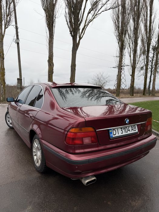 Продам BMW E39 520I з 4 газом