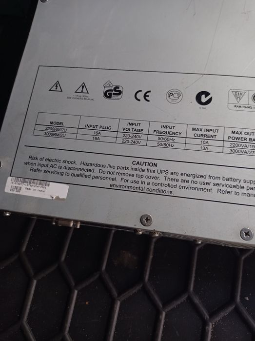 Безперебійник стабілізатор АРС інвертор 48в APC DLA2200квт MR12U чисты