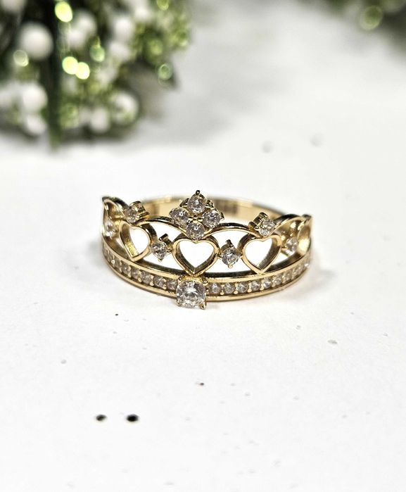 REZERWACJA Złoty pierścionek korona rozmiar 15 p.585/1,78g