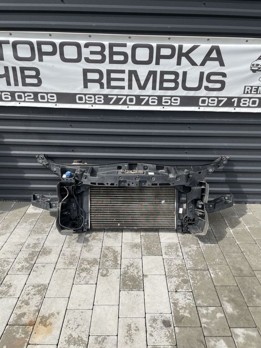 Телевізор, екран, передня панель MB Sprinter W907 W910