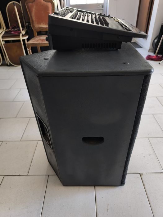 Mesa de Mistura Amplificada e Par de Colunas