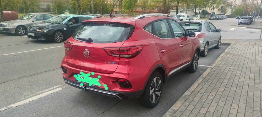 Alugo carro eléctrico para TVDE
