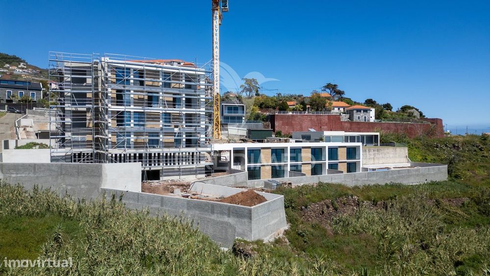 Apartamento T2 - no Centro Caniço