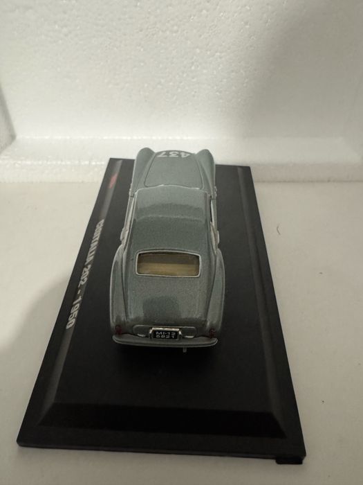 Miniatura Cisitalia 202 escala 1:43