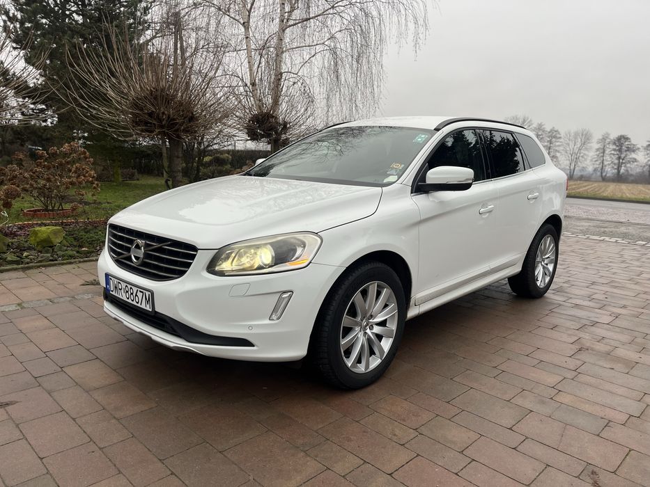 Volvo xc60 lift automat 2.4 D, naped na 4x4, polski salon