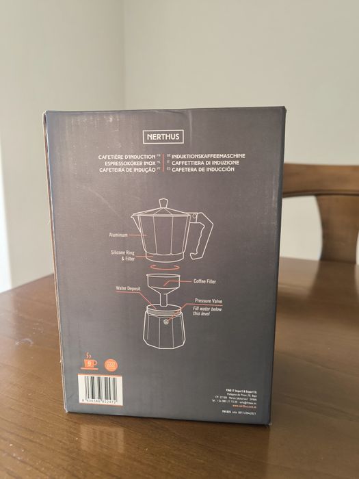 Cafeteira Italiana nova para fogão de indução - 9 chavenas