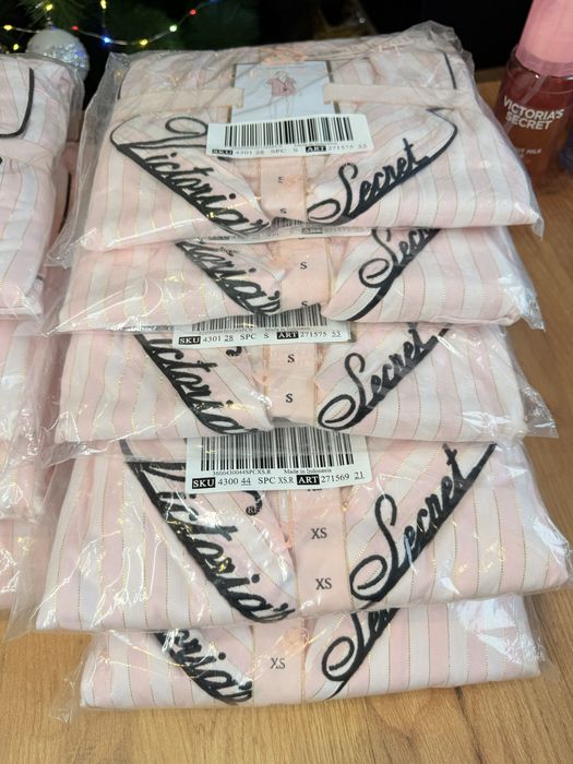 Піжами Вікторія сікрет, розпродаж фланелева сатинова Victorias Secret