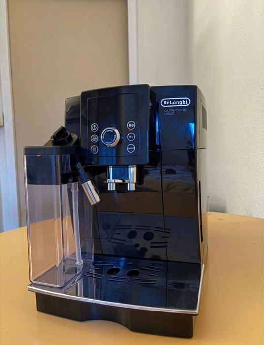 De Longhi Magnifica S Smart Cappuccino Maker