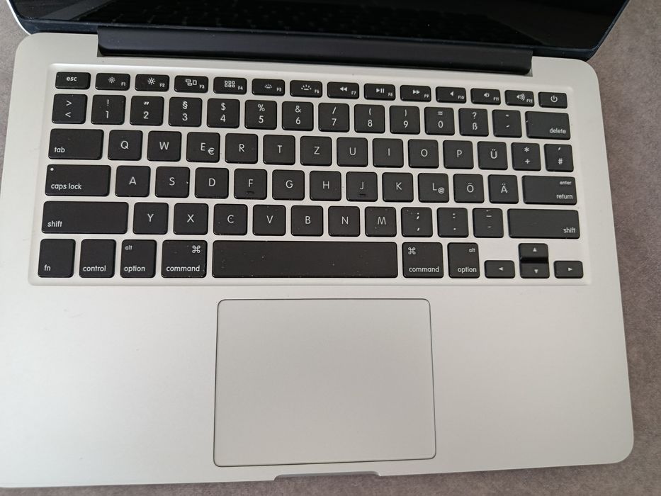 Apple MacBook Pro 13" Retina (Model A1502)